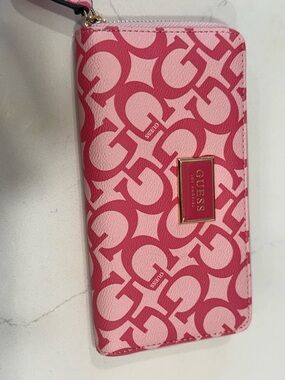 Guess Pink Two-Tone Logo Zip Wallet